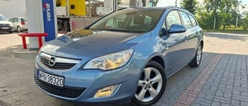 Opel Astra J Sports Tourer 1.6 Turbo ECOTEC 180KM 2011 Opel Astra Opel Astra 1.6 Turbo Cosmo 1.6 Benzyna 180KM, zdjęcie 2