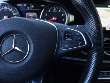 Mercedes Klasa E W213 Kombi 2.0 250 211KM 2017 Mercedes E E 250, Salon Polska, Automat, Skóra, zdjęcie 21