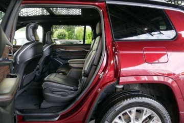 Jeep Grand Cherokee IV 2021 Jeep Grand Cherokee Summit Long Panorama Radar HeadUp NightVision Wentylac, zdjęcie 9