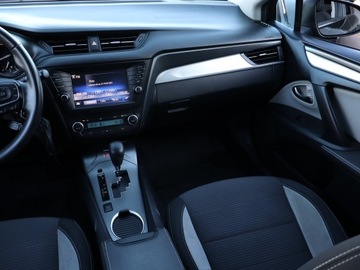 Toyota Avensis III Wagon Facelifting 2015 1.8 Valvematic 147KM 2017 Toyota Avensis 1.8 Valvematic, Salon Polska, zdjęcie 7