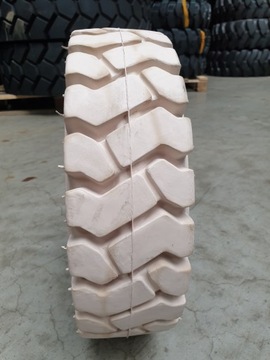 Шина 6.00-9 MAGNA SOLID QUICK, НЕСМОТРЯЩАЯСЯ, БЕЛАЯ