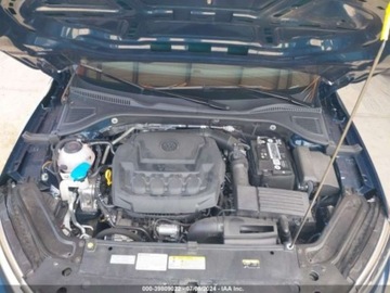 Volkswagen Passat B8 2021 Volkswagen Passat 2021 Volkswagen Passat 2.0T SE Auto 2.0 Benzyna 174KM, zdjęcie 9