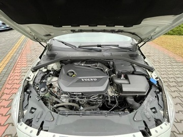 Volvo V60 I Kombi 1.6 T4 180KM 2011 Volvo V60 T4 180 KM Automat Podgrzewane fotele, zdjęcie 28