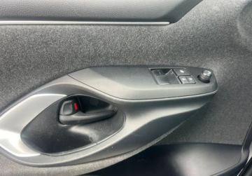 Toyota 2021 Toyota Yaris Hybryda Kamera Klimatyzacja 1.5 Hybryda 100KM, zdjęcie 15