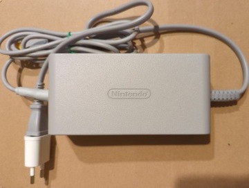 Оригинальное зарядное устройство для блока питания Nintendo Wii U для консоли.
