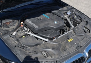 BMW Seria 5 G30-G31 Touring Plug-In 2.0 530e 292KM 2022 BMW 530e 292ps Panorama Hak ACC 4xKlima HiFi 18” Webasto Kamera Sam Parkuje, zdjęcie 22