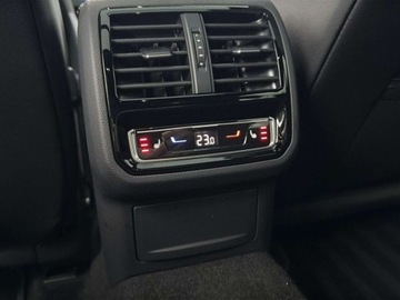 Volkswagen Arteon Shooting Brake R 2.0 TSI 320KM 2024 Volkswagen Arteon TSI 4Motion 320KM R Harman Kardon Area View Hak Napp, zdjęcie 36