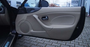 Mazda MX-5 II 1.6 16V 110KM 2004 Mazda MX-5 Memories LimitedEdition DrewnianeWykonczeniaJasna Skora1Wlascic, zdjęcie 19