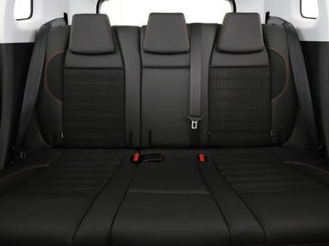 Peugeot 2008 I SUV Facelifting 1.2 PureTech 110KM 2018 Peugeot 2008 GT-Line automat panorama navi PDC, zdjęcie 17