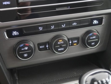 Volkswagen Passat B8 Limousine Facelifting 1.5 TSI EVO 150KM 2020 VW Passat 1.5 TSI, Salon Polska, Klima, zdjęcie 11