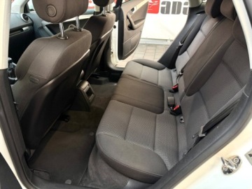 Audi A3 8P Hatchback 3d 2.0 TDI CR 140KM 2010 Audi A3 Sportback ledy bi xenon 2.0 tdi 140 konny manualna skrzynia bezwyp, zdjęcie 33