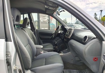 Toyota RAV4 II 2.0 i 16V 150KM 2001 Toyota RAV4 Toyota RAV 4 II 2.0BENZYNA NAPED 4X4 2.0 Benzyna 150KM, zdjęcie 14
