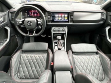Skoda Kodiaq I RS Facelifting 2.0 TSI 245KM 2023 Skoda Kodiaq RS 4x4 LED Matrix WEBASTO HAK ACC DCC Ambiente, zdjęcie 13