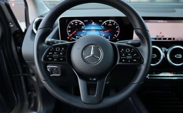 Mercedes Klasa B W247 Sports Tourer 1.3 B180  136KM 2019 Mercedes-Benz Klasa B Mercedes-Benz Klasa B 180 7G-DCT 1.3 Benzyna 136KM, zdjęcie 12