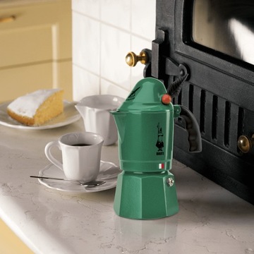 Алюминиевая КОФЕВАРКА BIALETTI BREAK ALPINA 3 т