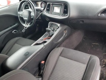 Dodge Challenger III 2015 Dodge Challenger 2015 DODGE CHALLENGER SXT 3.6 Benzyna 305KM, zdjęcie 8