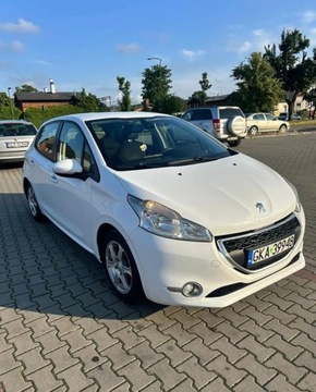 Peugeot 208 I Van 1.4 HDI 68KM 2013