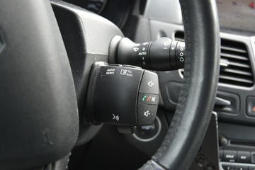 Renault Laguna III Grandtour 2.0 16v 140KM 2009 Renault Laguna 2.0 16v 140KM 2009r. Xenon TEMPOMAT, zdjęcie 18