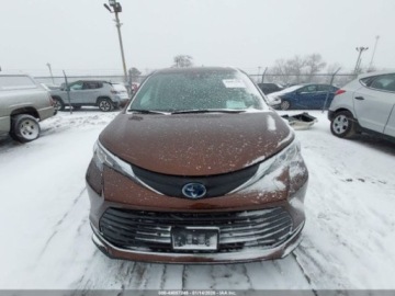 Toyota Sienna III 2022 Toyota Sienna XLE 2022 2.5 Hybryda 189KM, zdjęcie 7