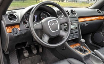 Audi A4 B7 Cabrio 2.0 TDI PD 140KM 2006 Audi A4 Cabrio 2,0TDI Skory 2.0 Diesel 140KM, zdjęcie 8