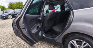 Ford Focus III Kombi 1.6 EcoBoost 150KM 2014 Ford Focus Ford Focus Turnier 1.6 EcoBoost Start-Stopp-System Titanium 1.6, zdjęcie 28