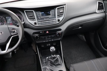 Hyundai Tucson III SUV 1.6 GDI 132KM 2016 Hyundai Tucson 1.6 GDI, Salon Polska, zdjęcie 7
