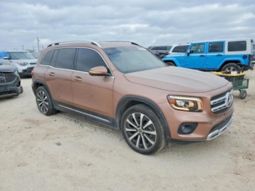 Mercedes GLB 2023 Mercedes-Benz GLB 2023 MERCEDES BENZ GLB 250 4MATIC 2.0 Benzyna 221KM, zdjęcie 4