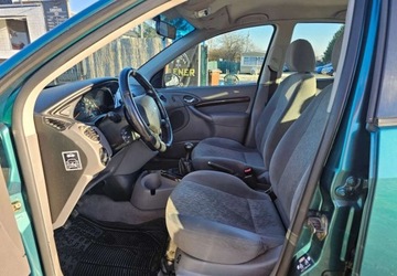 Ford Focus I Sedan 1.6 16V 100KM 1998 Ford Focus Ford Focus 1.6 Ambiente 1.6 Benzyna 100KM, zdjęcie 4