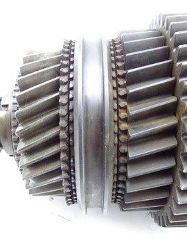 SCANIA GRS900R GRS 900R ВАЛ ШЕСТЕРНЯ РОЖДЕСТВЕНСКАЯ ЕЛКА