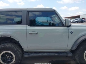 Ford 2023 Ford Bronco 2023 Ford Bronco Base 2 Door Advanced 4x4 2.3 Benzyna 275KM, zdjęcie 8