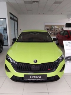 Skoda Octavia IV 2026 Skoda Octavia Skoda Octavia RS 2,0 TSI 195 kW 7- biegowa DSG 2.0 Benzyna, zdjęcie 2