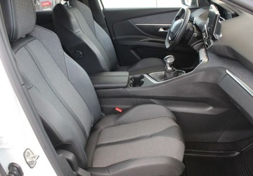 Peugeot 3008 II Crossover Facelifting  1.2 PureTech 130KM 2023 Peugeot 3008 2023 FV23 Od RiA 1.2 Benzyna 130KM, zdjęcie 11