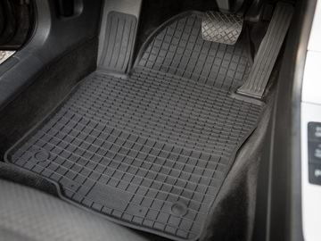 Резиновые коврики для Ford Mondeo MK4/IV TUNNEL BLACK CUSTOMIZED MATS
