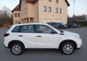 Suzuki Vitara III SUV Facelifting 1.0 BoosterJet 111KM 2018 Suzuki Vitara Zarejestrowany - benzyna - klimatyzacja - serwisowany Benzyna, zdjęcie 6