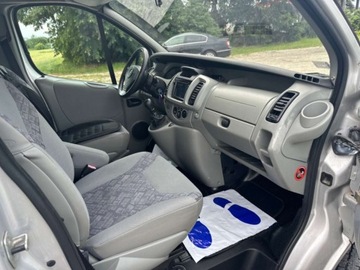 Opel Vivaro A 2006 Opel Vivaro Opel Vivaro kampervan 7 osobowy 3 x klima Westfalia lozko kamp, zdjęcie 7