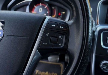 Volvo V60 I Kombi Facelifting 2.0 D4 DRIVE-E 190KM 2018 Volvo V60 R-Design D4 190KM skora BEZWYPADKOWY automat gwarancja, zdjęcie 24