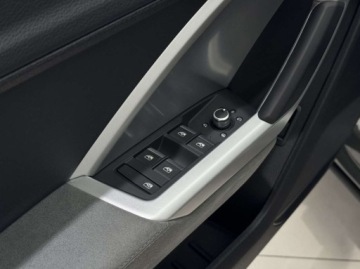 Audi Q3 II SUV 1.5 35 TFSI 150KM 2024 Audi Q3 Advanced S tronic Ambiente Kamera cofania CarPlayAndroid Auto, zdjęcie 19