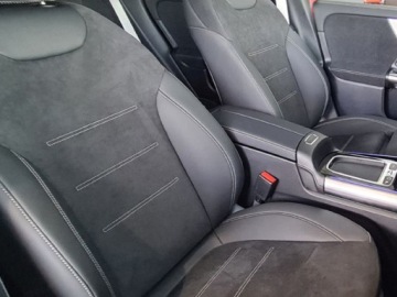 Mercedes GLA II Off-roader Facelifting 1.3 200 163KM 2026 MERCEDES-BENZ GLA 200 AMG Line Suv 1.3 (163KM) 2026, zdjęcie 4