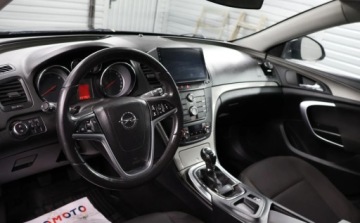 Opel Insignia I Sports Tourer 2.0 CDTI ECOTEC 110KM 2009 Opel Insignia Panorama, Multifunkcja, Tempomat, Komputer, Climatronic, Zad, zdjęcie 6