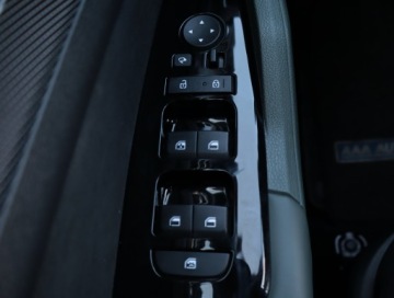 Kia Sportage V SUV 1.6 T-GDI MHEV 180KM 2023 Kia Sportage 1.6 T-GDI MHEV, Salon Polska, zdjęcie 23