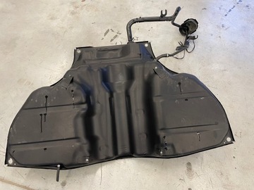 NÁDRŽ PALIVA A2214704201 MERCEDES W216 W221 BENZÍN