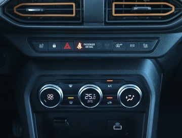 Dacia Logan III 2022 Dacia Sandero 1.0 TCe, Salon Polska, zdjęcie 16