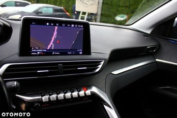 Peugeot 3008 II Crossover 1.5 BlueHDI 130KM 2018 Peugeot 3008 Peugeot 3008 1.5 BlueHDi Allure SampS 1.5 Diesel 130KM, zdjęcie 26