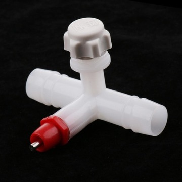 100 шт Курица в весенней поилке