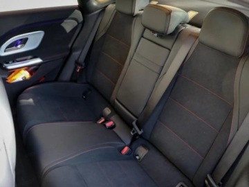 Mercedes CLA C118/X118 2025 MERCEDES-BENZ CLA 200 AMG Line Sedan 1.5 (163KM) 2025, zdjęcie 14