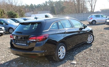 Opel Astra K Sportstourer Facelifting 1.5 Diesel 122KM 2019 Opel Astra 1.5D 122KM przeb.138TYs automat zarejestrowana bezwypadkowa FV, zdjęcie 4
