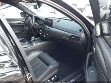 BMW Seria 5 G30-G31 2019 BMW M5 Competition 2019 4.4l 4.4 Benzyna 617KM, zdjęcie 9