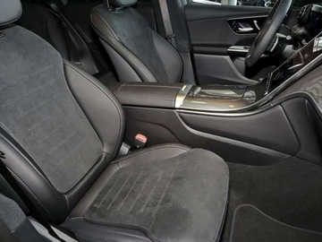 Mercedes GLC C254/X254 Coupe 2.0 220d 197KM 2025 GLC Coupe 220 d 4-Matic AMG Line 2.0 (197KM) 2025, zdjęcie 4