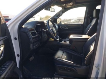 Chevrolet Suburban GMT900 2022 Chevrolet Suburban Premier 2022 5.3l 5.3 Benzyna 355KM, zdjęcie 9