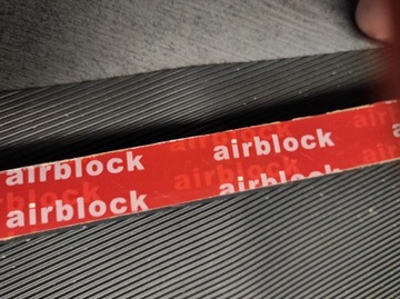 Уплотнитель самоклеящийся из микрорезины PROFIL EPDM 20х20-1мб.